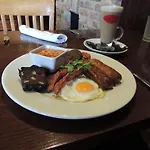 Отель The Angel At Topcliffe