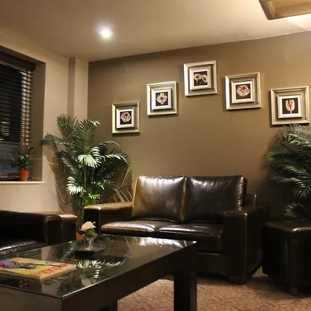 The Angel At Hotel 3*