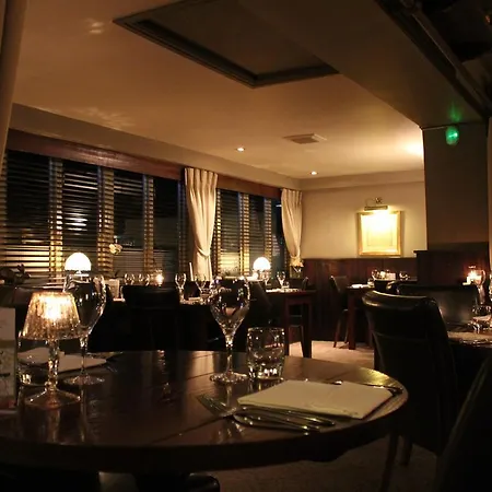 Hotel The Angel At 3*