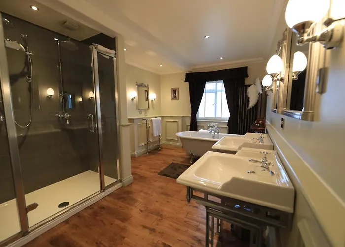 The Angel At 3* Topcliffe