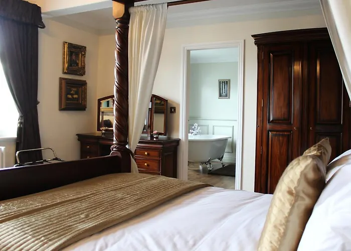 Hotel The Angel At 3*