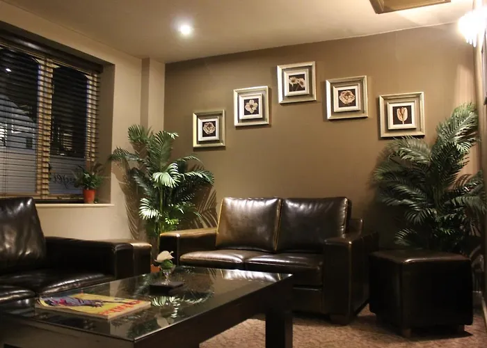 The Angel At Hotel 3*