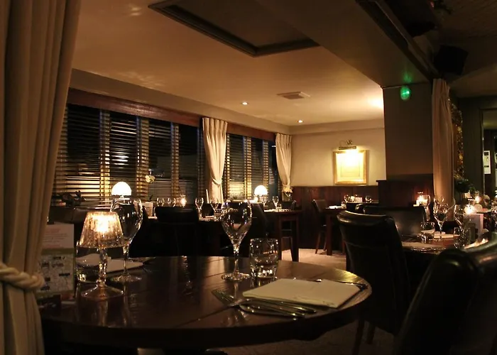 Hotel The Angel At 3*