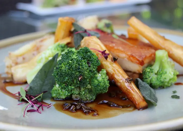 The Angel At Hotel 3*